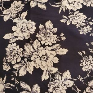 Liz Claiborne neck scarf navy and white floral